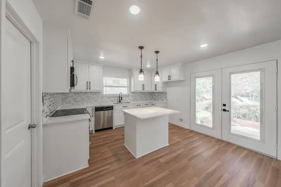 503 Woodacre Drive, Dallas, TX 75241 - Image #3