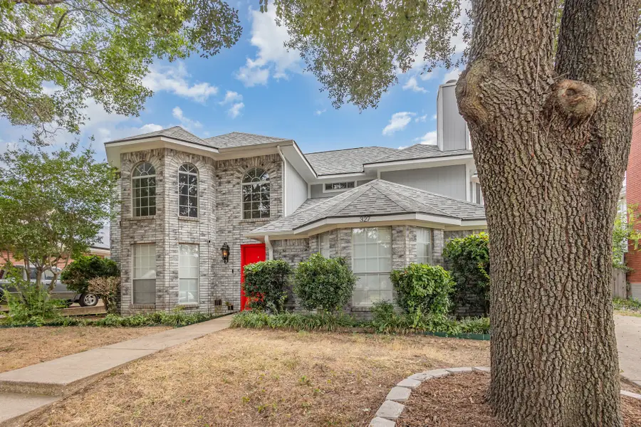 327 Trees Drive, Cedar Hill, TX 75104 - Image #3