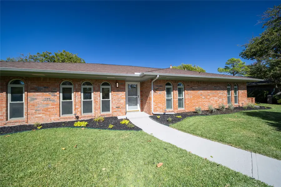 2517 Brennan Drive, Plano, TX 75075 - Image #2