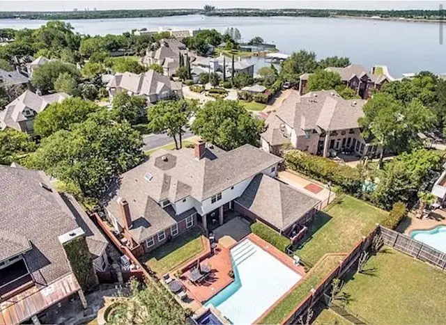 2103 Bay Club Drive, Arlington, TX 76013 - Image #2