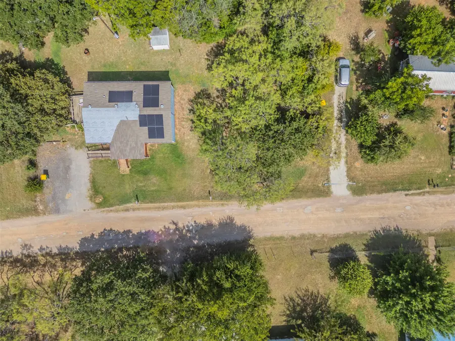 5715 Arkansas Trail, Granbury, TX 76048 - Image #3