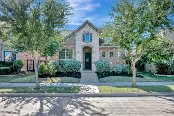 1212 Blue Lake Boulevard, Arlington, TX 76005