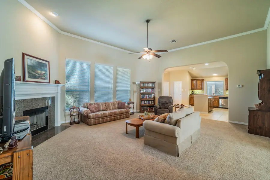 2217 Lorrie Lane, Weatherford, TX 76087 - Image #3