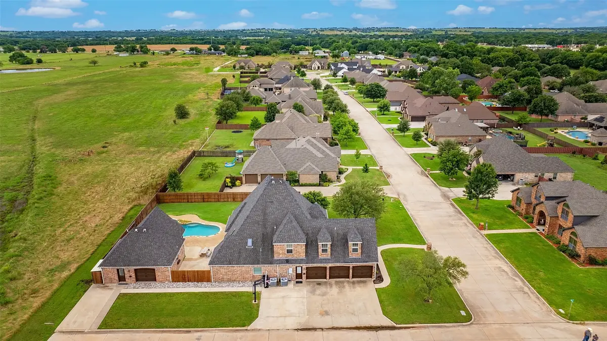 1218 Walter Street, Lindsay, TX 76240 - Image #1