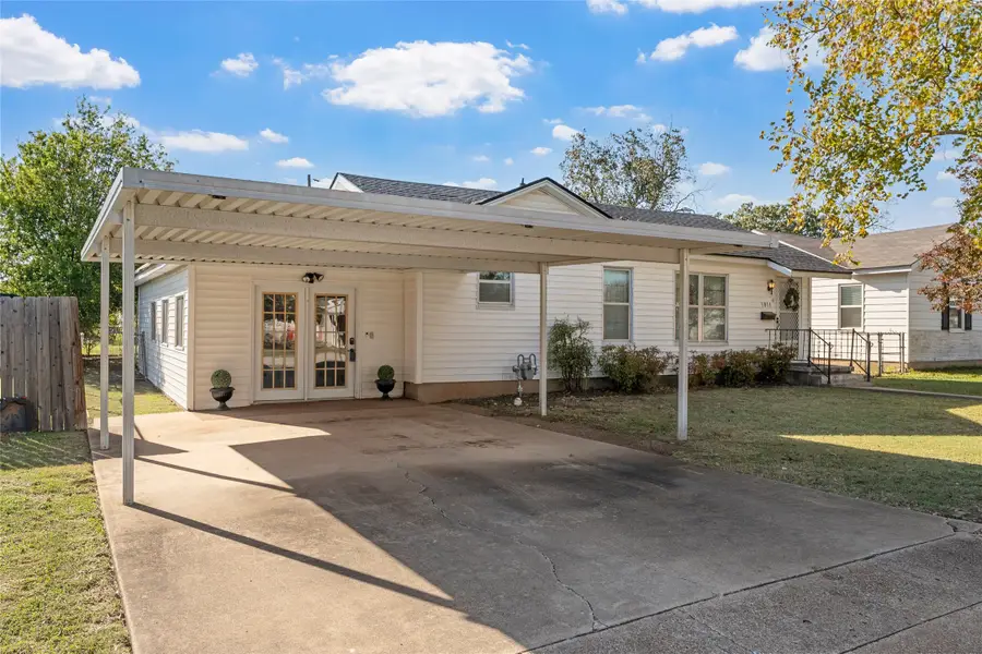 1011 Pierce Street, McGregor, TX 76657 - Image #2