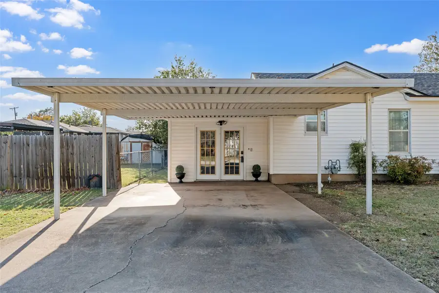 1011 Pierce Street, McGregor, TX 76657 - Image #3