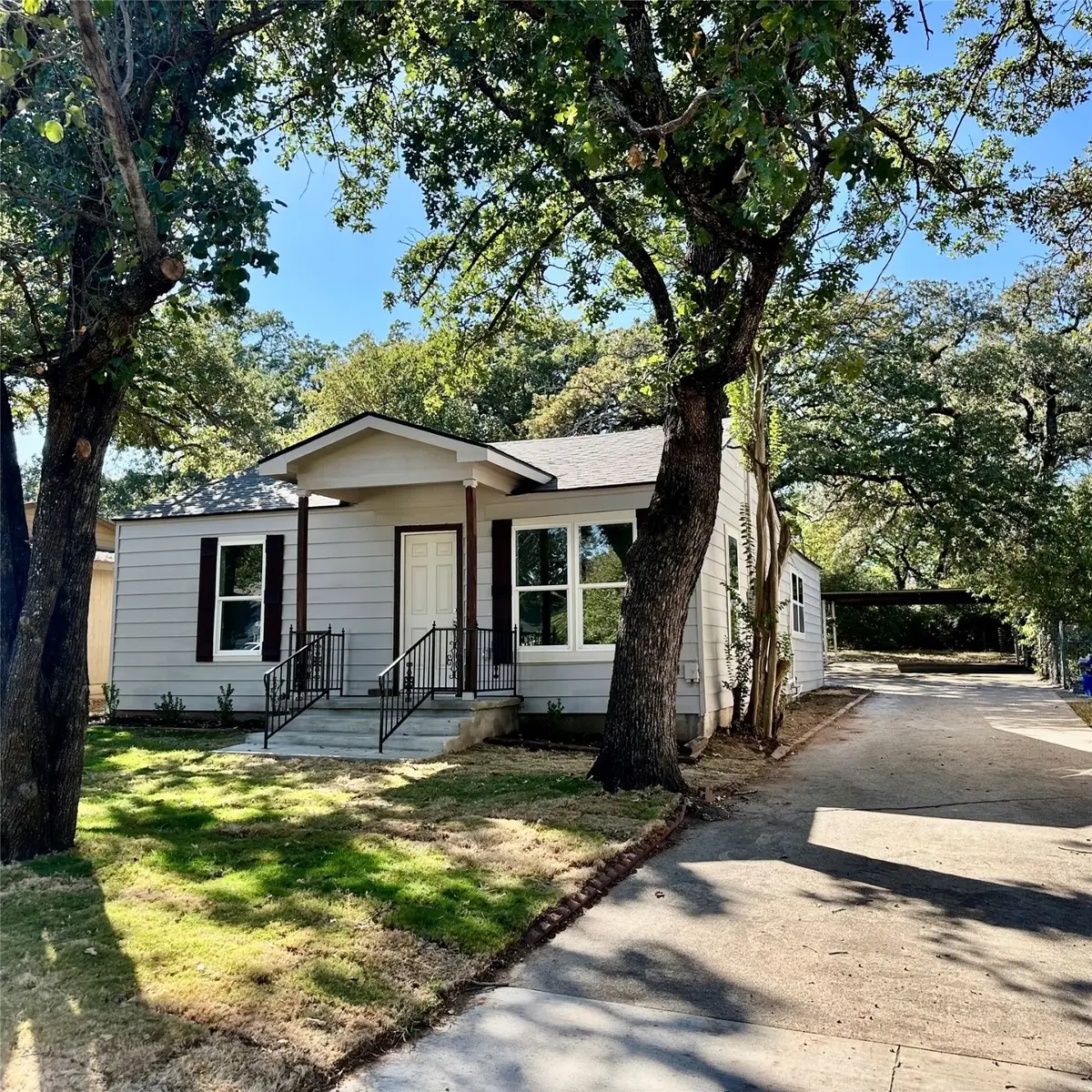 3313 Pueblo Trail, Lake Worth, TX 76135 - Image #1