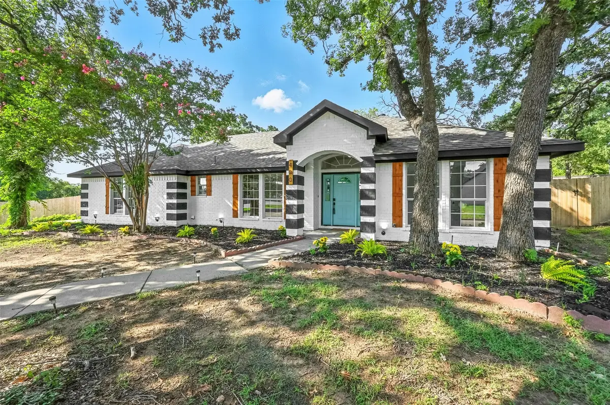 400 Baldwin Drive, Joshua, TX 76058 - Image #1