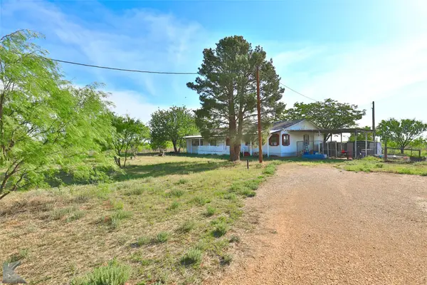 13302 County Road 457, Hawley, TX 79525