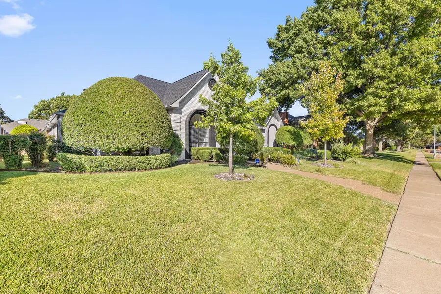 2701 Powderhorn Drive, Plano, TX 75025 - Image #2