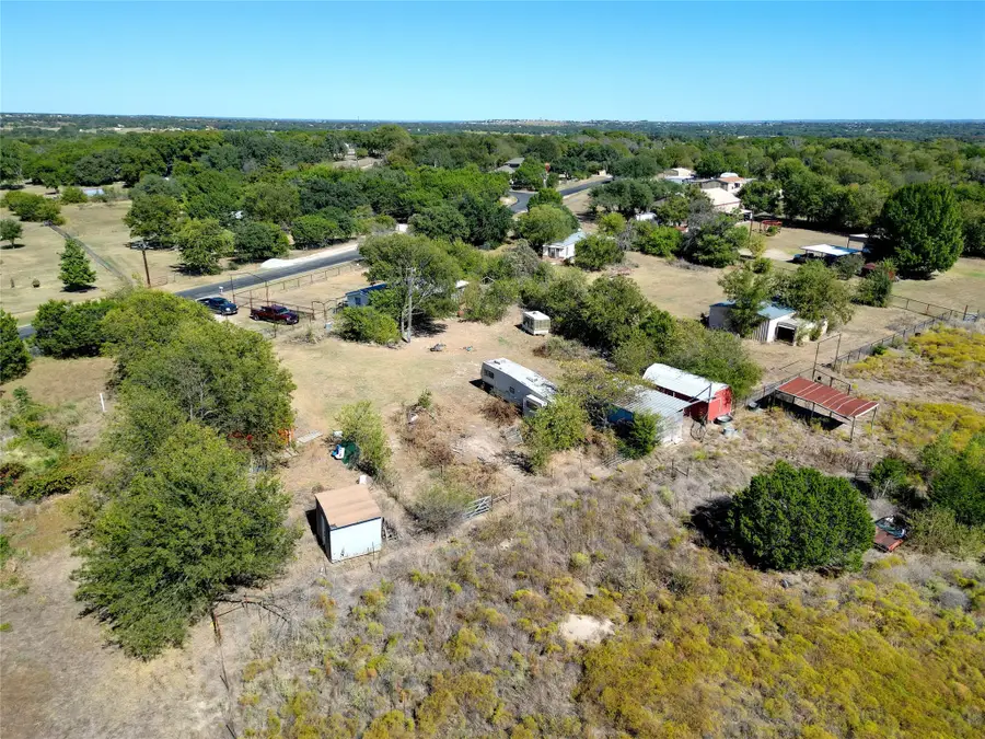 108 E Shangri La Drive, Azle, TX 76020 - Image #3