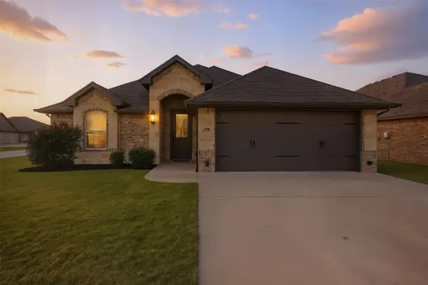 458 Silverton Drive, Granbury, TX 76049