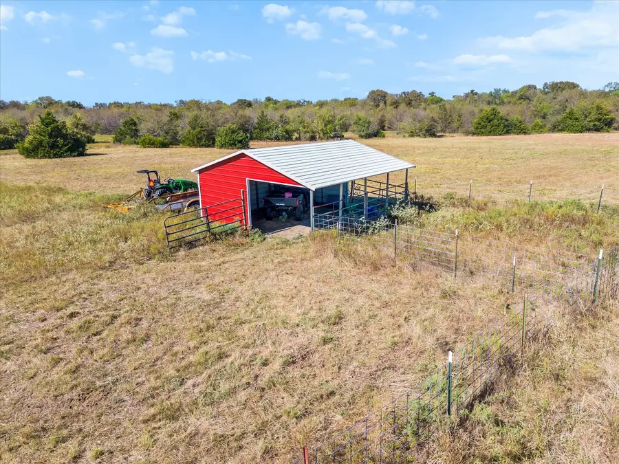 5512 County Road 1042, Celeste, TX 75423 - Image #3