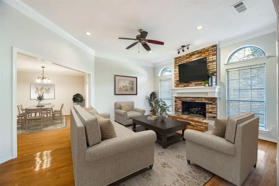 2332 Heatherwoods Way, Carrollton, TX 75007 - Image #2