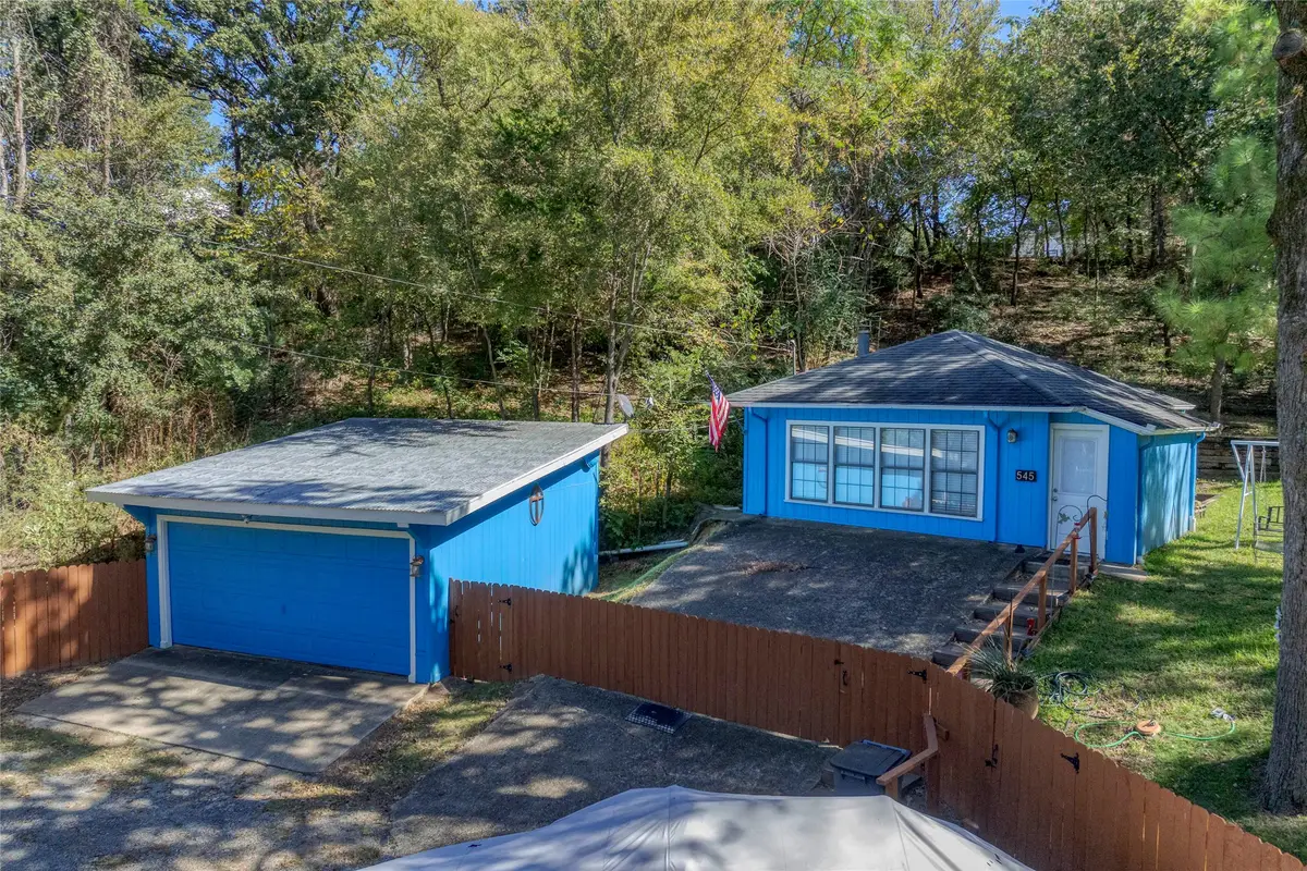 545 Black Forest Drive, Pottsboro, TX 75076 - Image #1