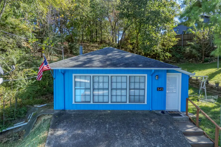 545 Black Forest Drive, Pottsboro, TX 75076 - Image #3