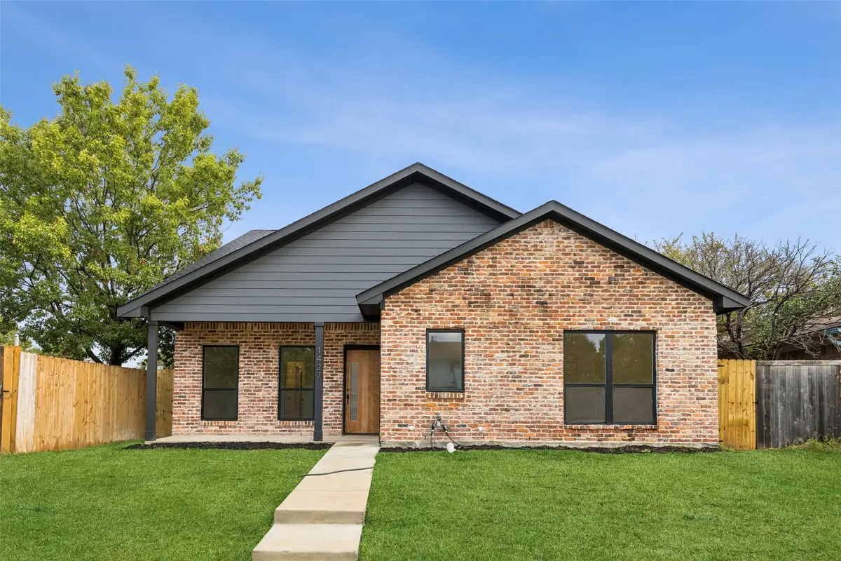 1427 Smokehouse Street, Mesquite, TX 75149 - Image #1