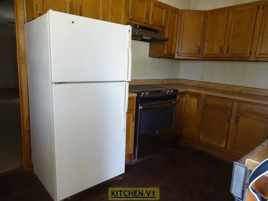 1208 Walnut Street, Sweetwater, TX 79556 - Image #3