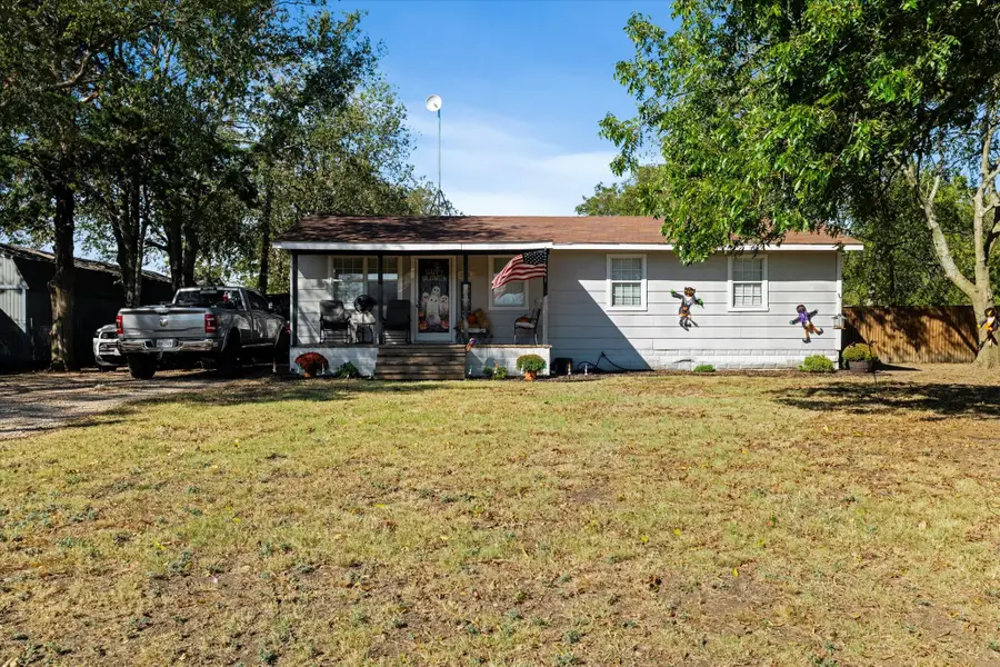 1325 Pilot Grove Road, Whitewright, TX 75491 - Image #2