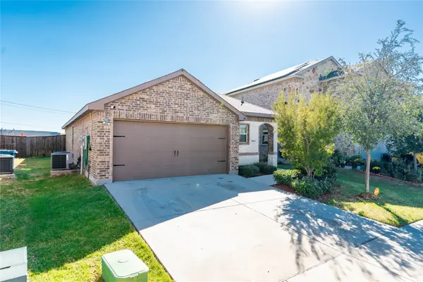 1018 Old Oaks Drive, Forney, TX 75126