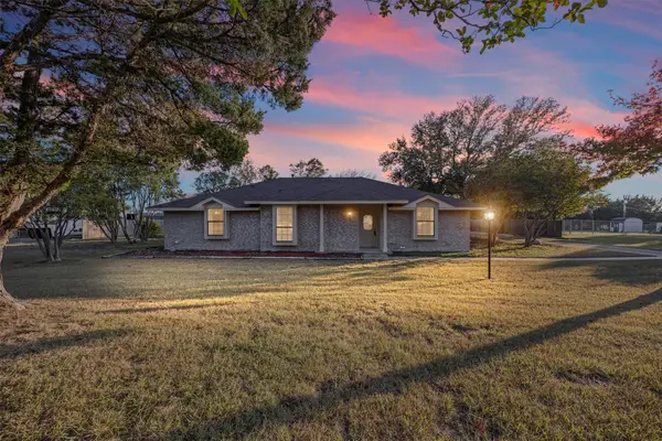 340 Windy Meadow Drive, Cedar Hill, TX 75104