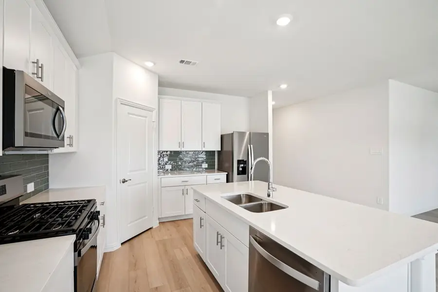 6761 Iron Oak Road, Fort Worth, TX 76036 - Image #3