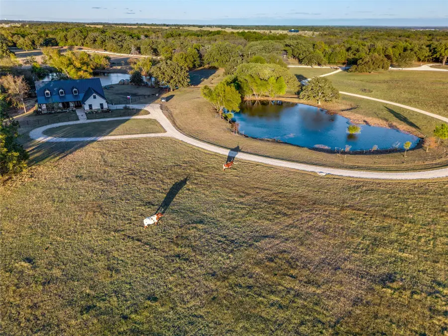 205 County Road 243, Collinsville, TX 76233 - Image #2