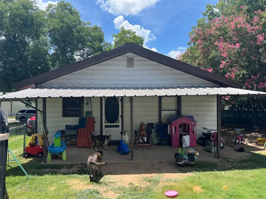 1109 E Pearl Street, Stephenville, TX 76401 - Image #2