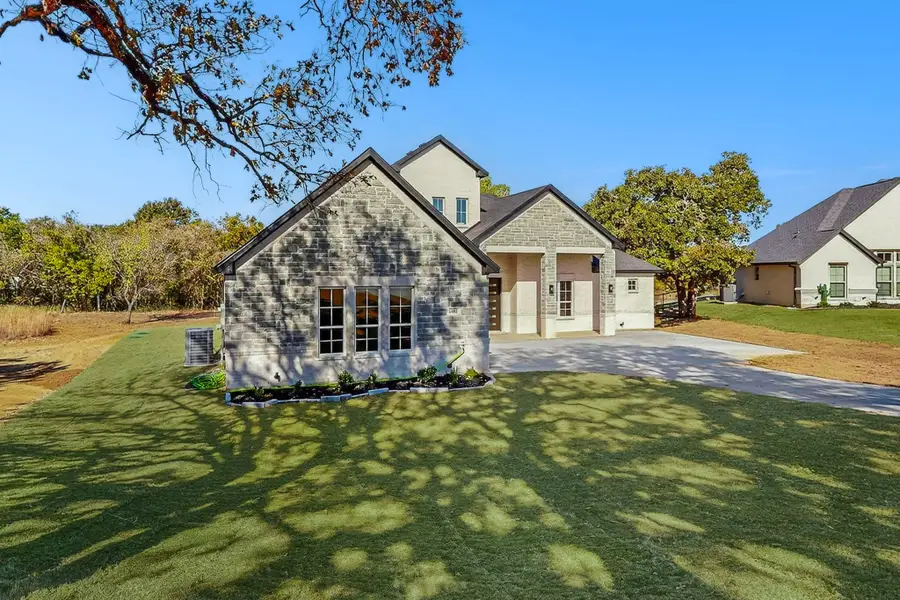 1161 Gonzollas Road, Springtown, TX 76082 - Image #2