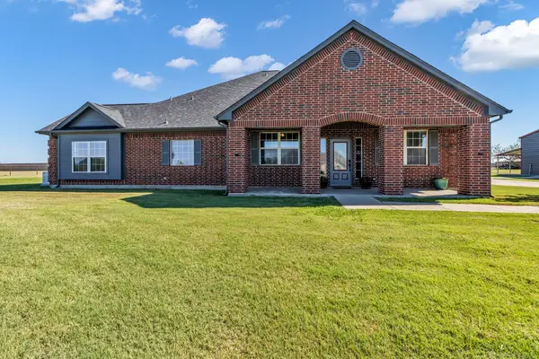2320 Harvest Moon Lane, Sanger, TX 76266