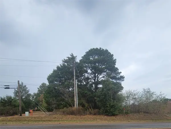 3907 Stone Road, Kilgore, TX 75662