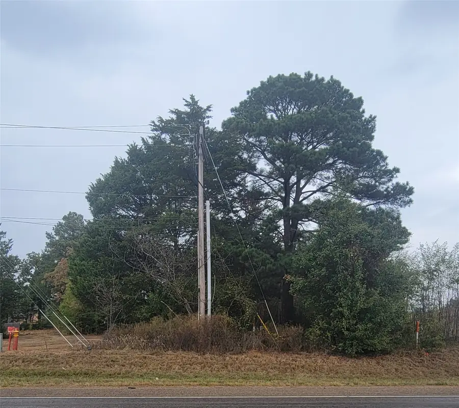3907 Stone Road, Kilgore, TX 75662 - Image #3