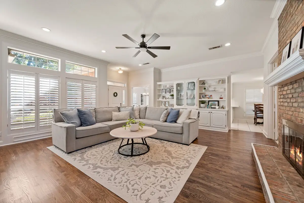 2824 Timber Hill Drive, Grapevine, TX 76051 - Image #1