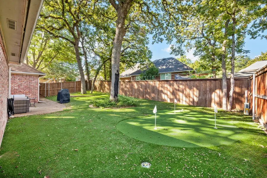 2824 Timber Hill Drive, Grapevine, TX 76051 - Image #3