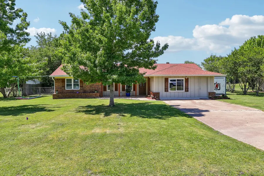 131 Carol Lane, Pecan Hill, TX 75154 - #2