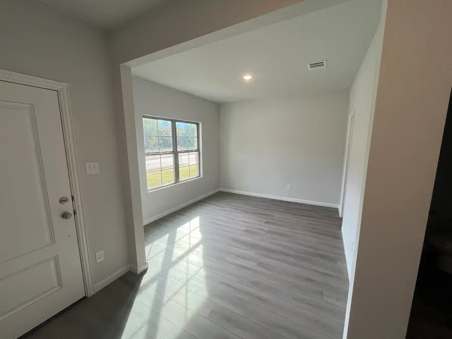 3824 Rose Hill Court, Denison, TX 75020 - Image #2