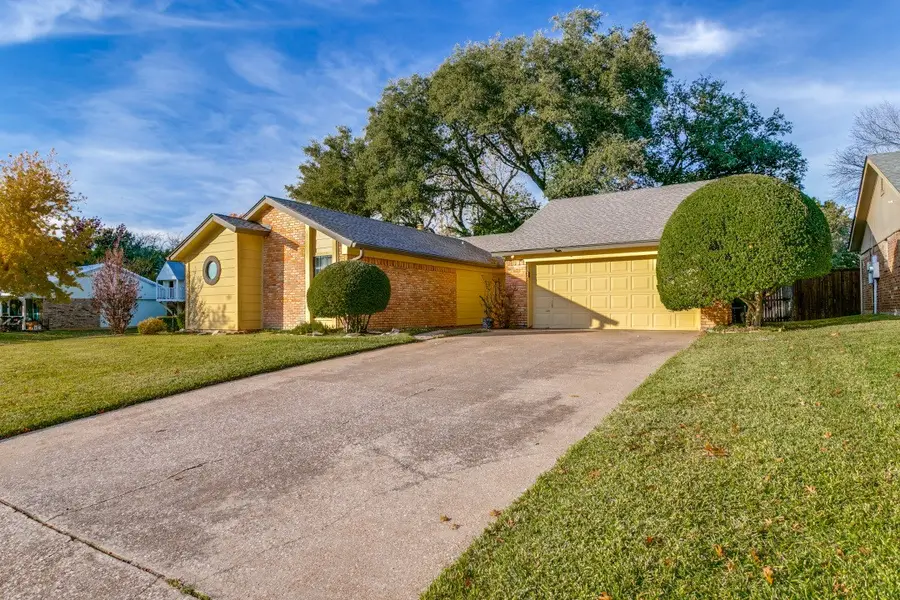 601 N Riverside Drive, Grapevine, TX 76051 - Image #3