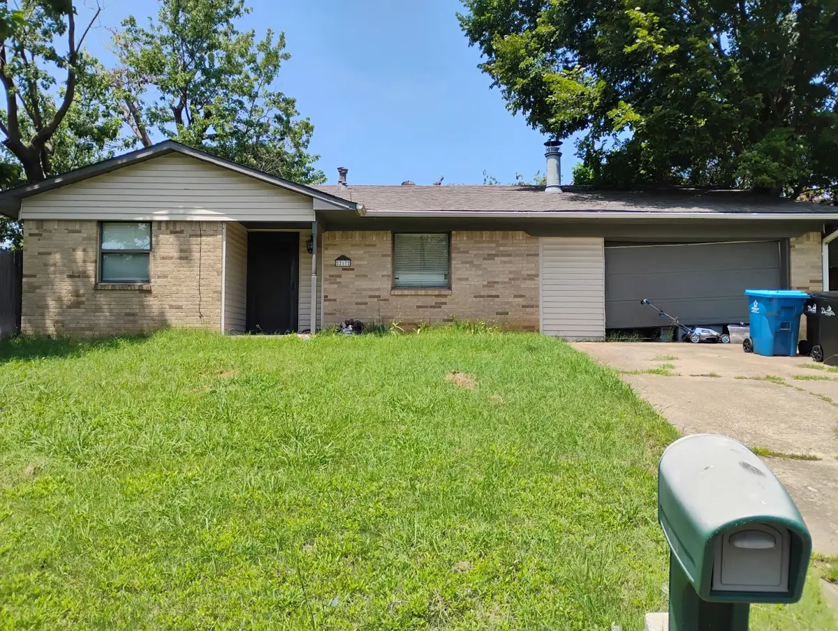 217 Ross Avenue, Denison, TX 75020 - Image #1