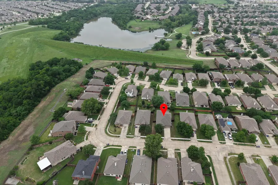5208 Hidden Knolls Drive, McKinney, TX 75071 - Image #2