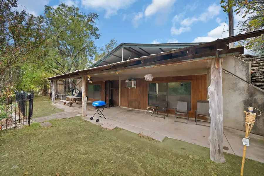595 Flat Rock Road, Azle, TX 76020 - Image #2