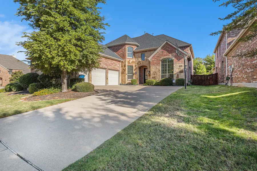 901 Fannin Drive, Lantana, TX 76226 - Image #3