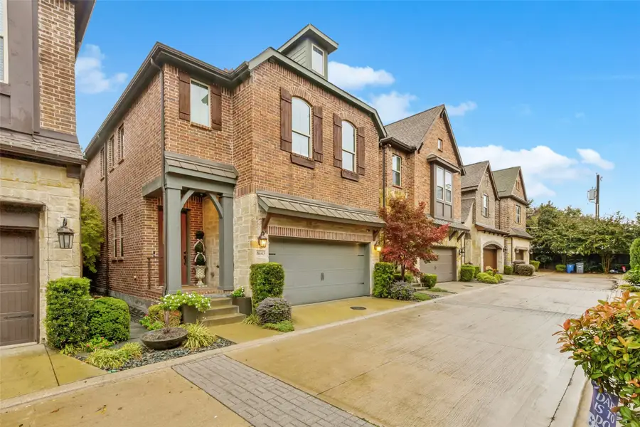 8643 Thorbrush Place, Dallas, TX 75238 - Image #2