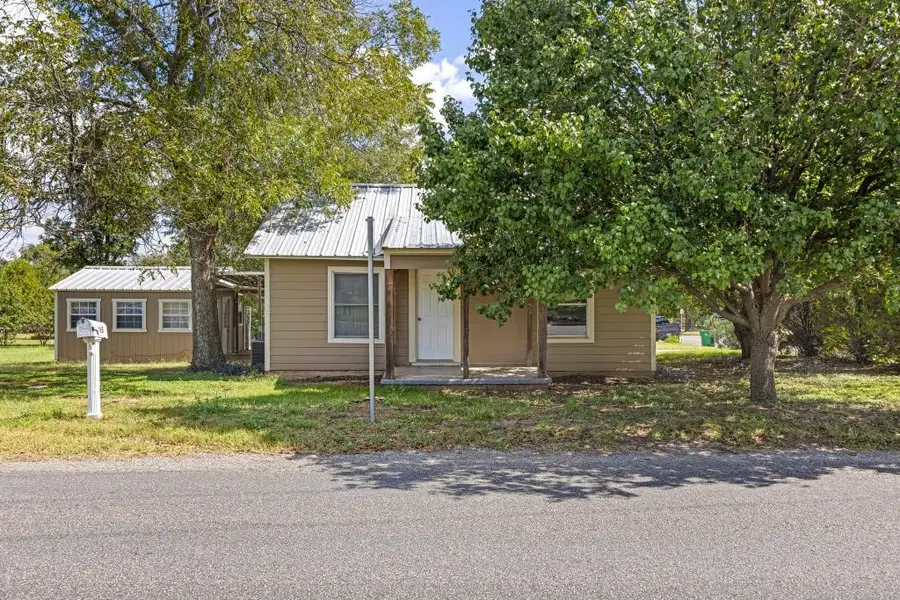 695 S Lillian Street, Stephenville, TX 76401 - Image #3