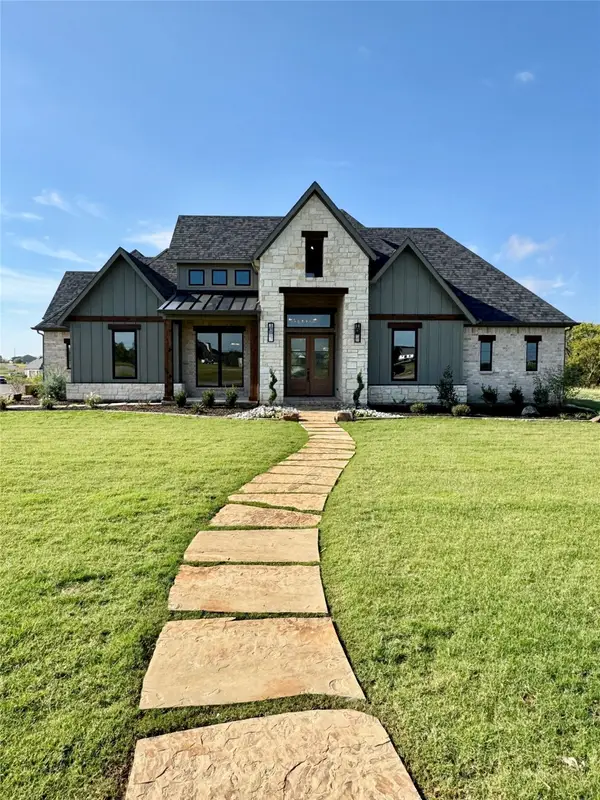 1784 Jilian Drive, Gunter, TX 75058