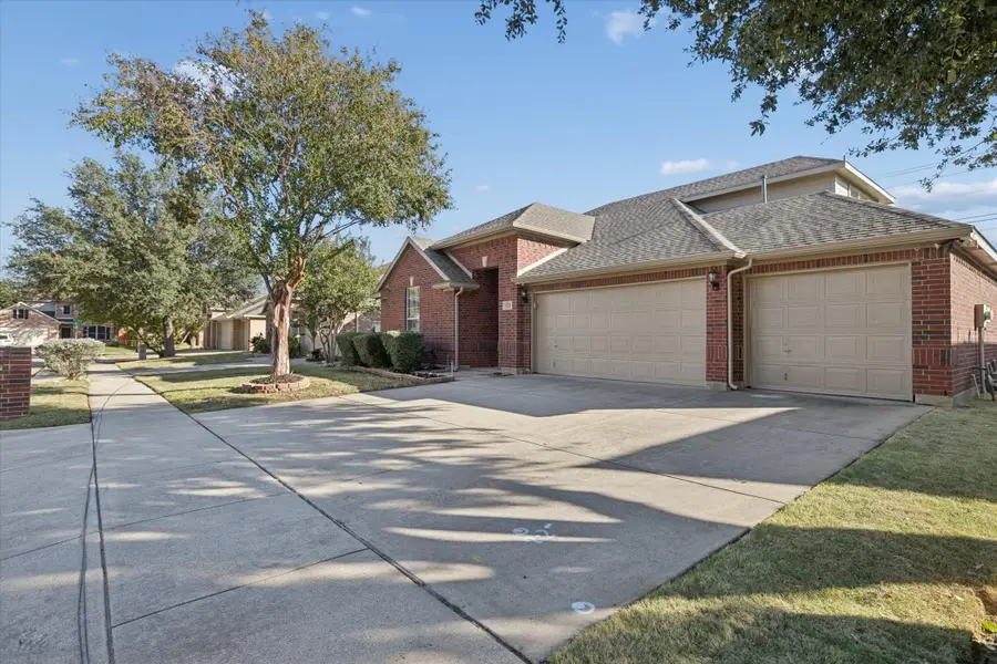 4020 Sprucebark Drive, Fort Worth, TX 76244 - Image #3