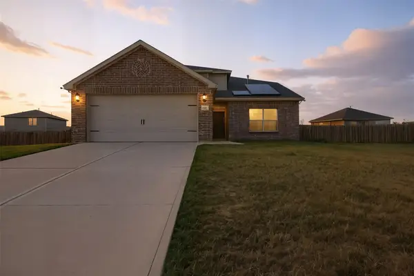 313 Drew Court, Ferris, TX 75125