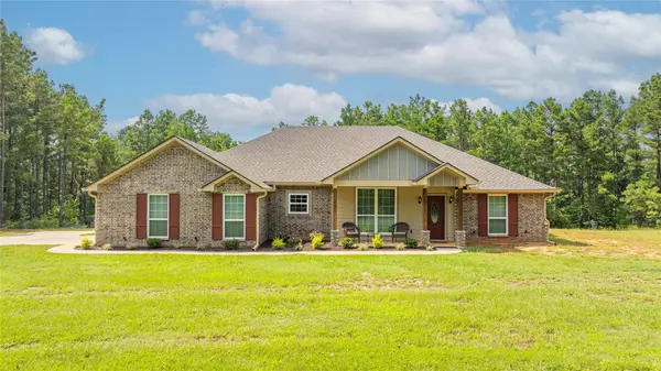 525 Lake Gladewater Road, Gladewater, TX 75647