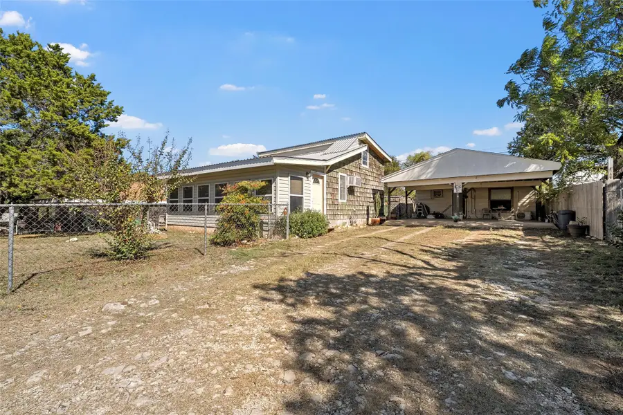 106 Tammi Run Lane, Whitney, TX 76692 - Image #3