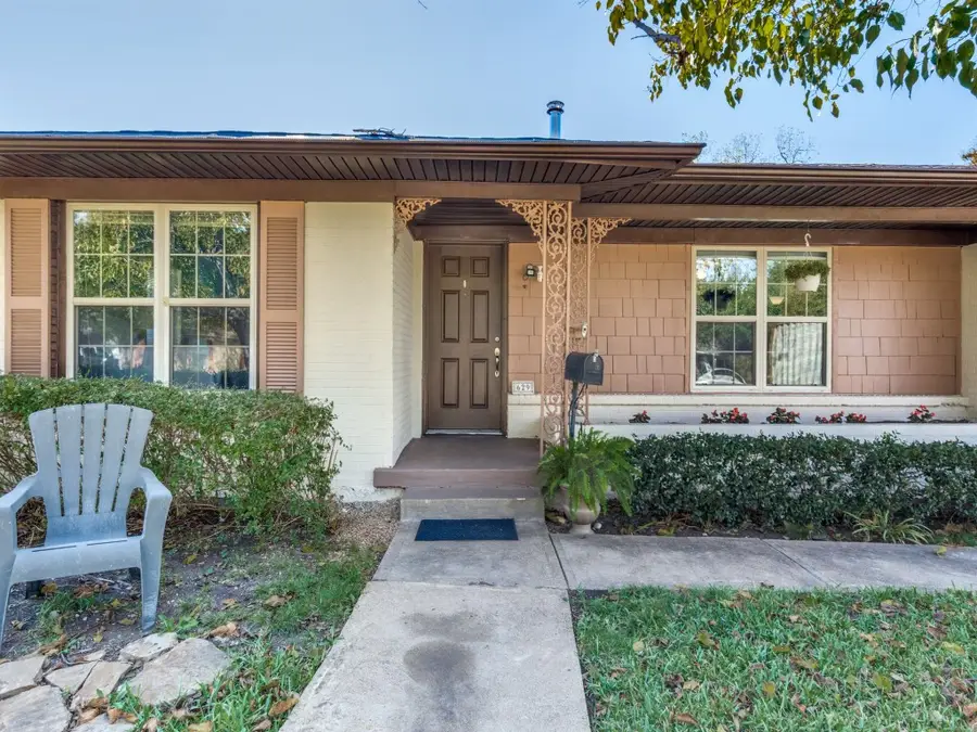 629 Sherwood Drive, Richardson, TX 75080 - Image #2