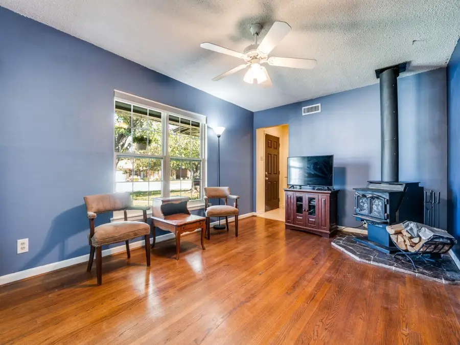 629 Sherwood Drive, Richardson, TX 75080 - Image #3